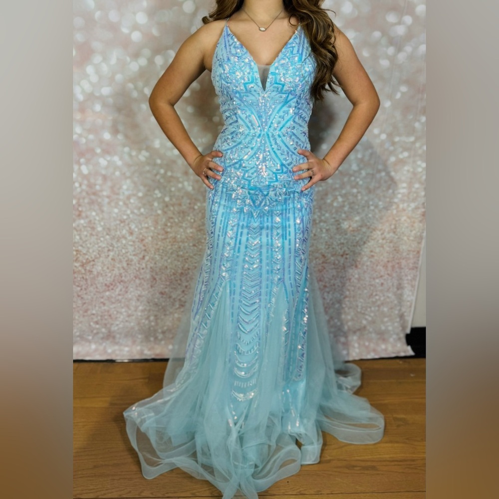 Elegant Blue Sequin Evening Gown
